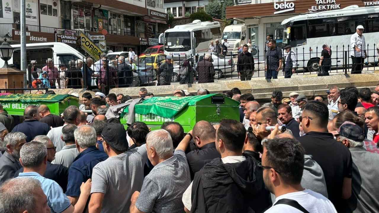 Çetin Mermertaş’ın Acı Günü! Babası İbrahim Mermertaş Son Yolculuğuna Uğurlandı