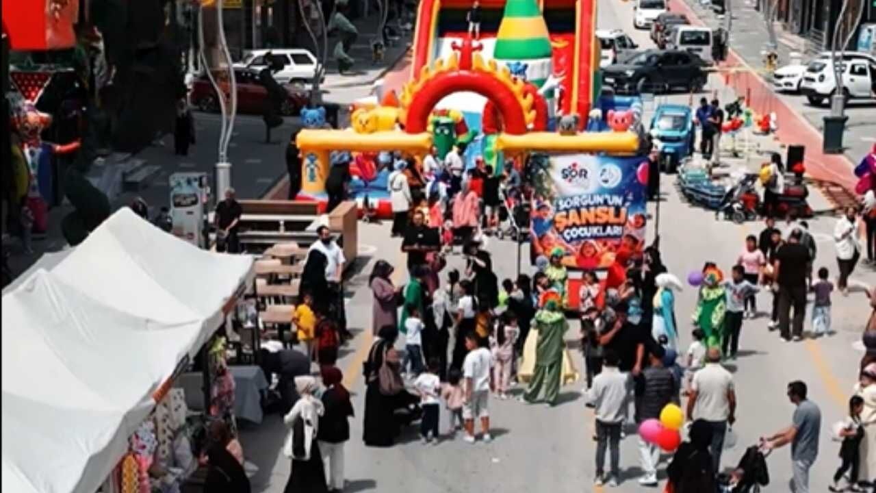 Çocuk Kahkahaları Yozgat'tan Duyuldu Sorgun’da Dev Eğlence Başladı! (2)
