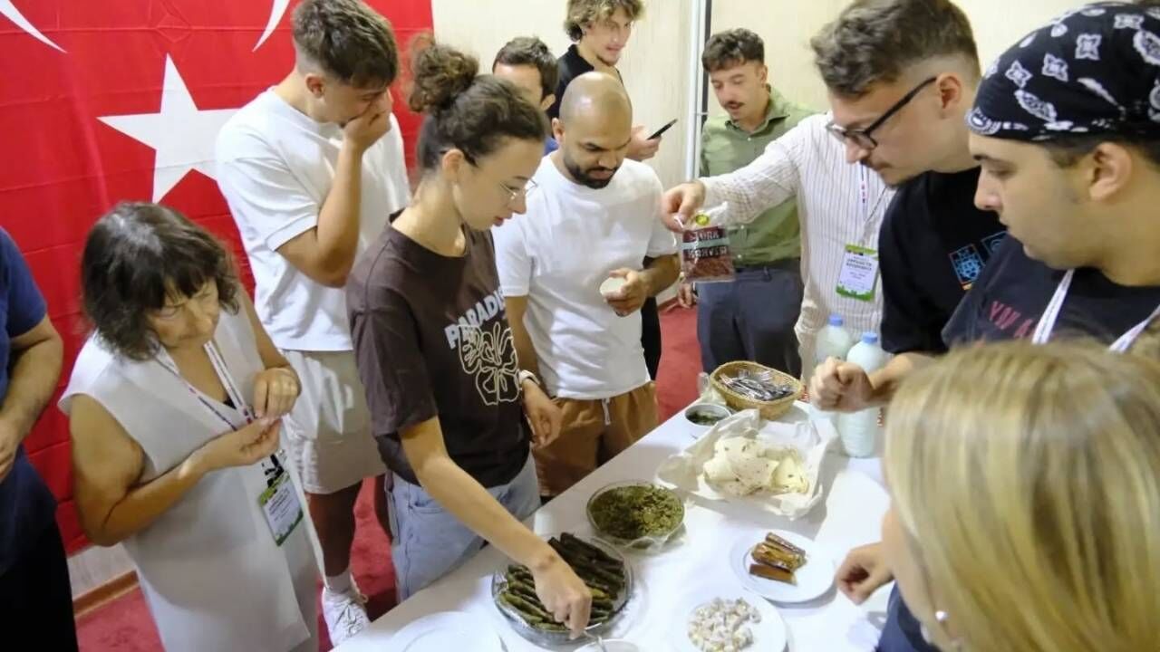 Erasmus+ Gençlerine Yozgat'ta Kına Gecesi Şoku! (2)