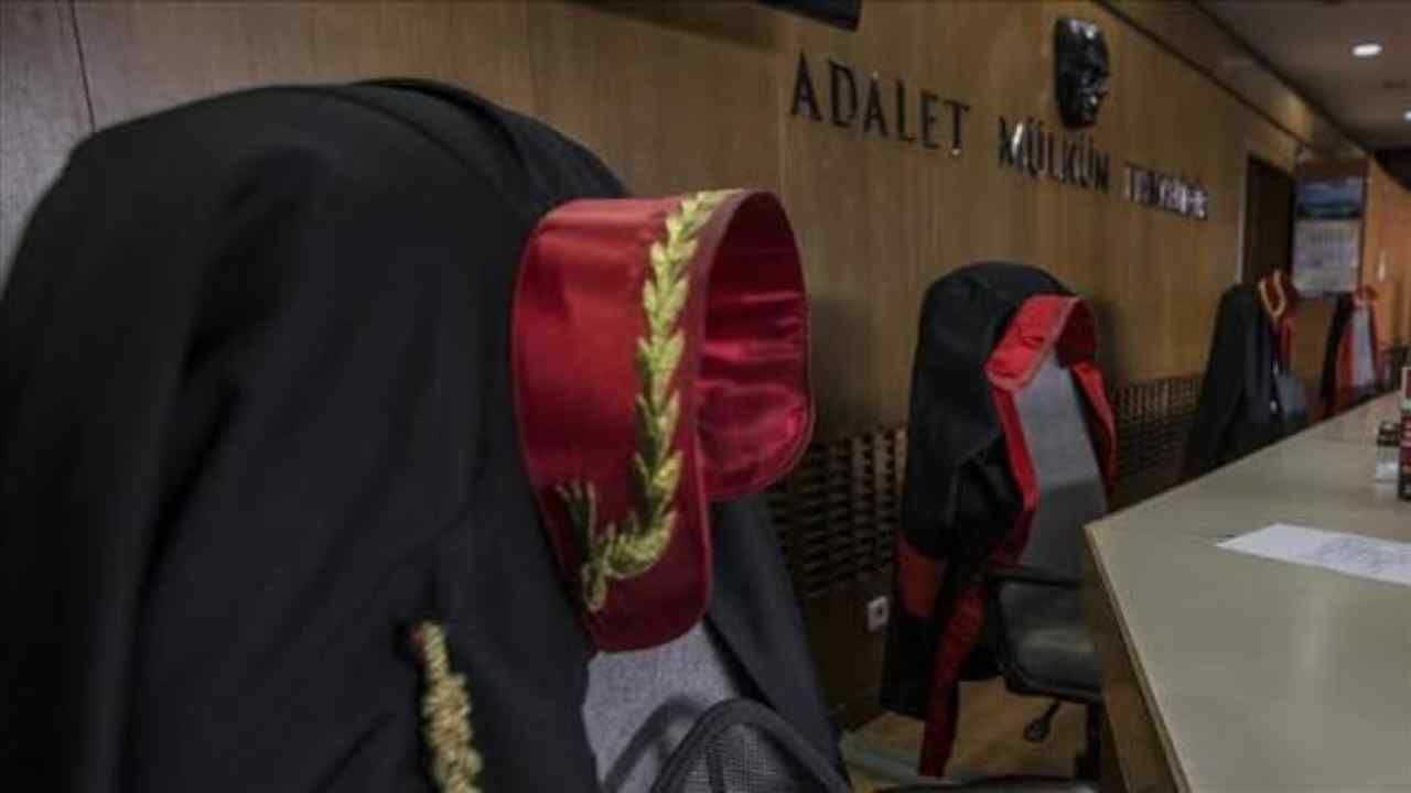 Eski Eşiyle Görüntülü Görüşen Kadına 200 Bin Lira Tazminat (1)