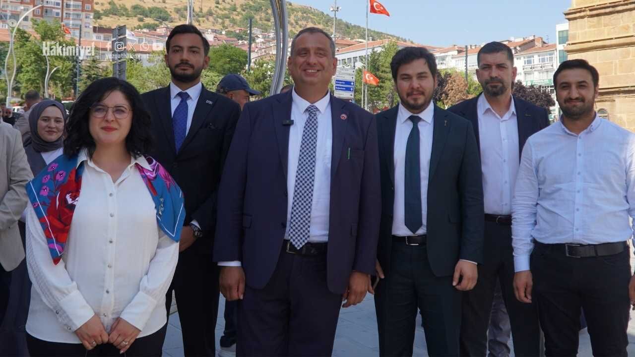 Esnafın Kapısını Çaldılar Anahtar Parti'den Saha Mesaisi (2)