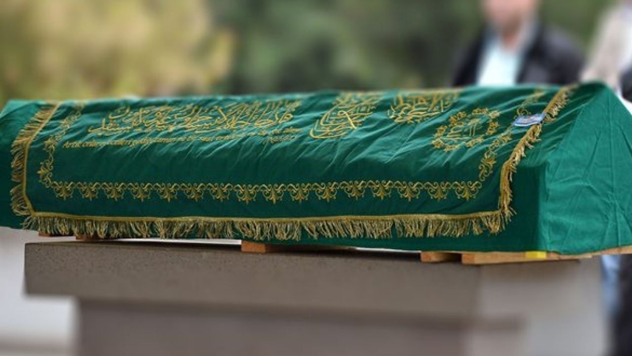 Fatma Irmak Vefat Etti
