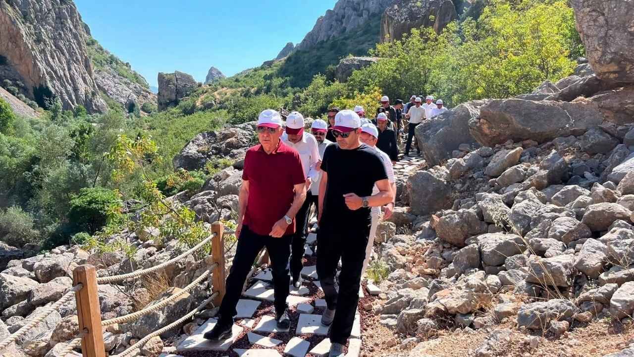 Fuat Oktay, Kazankaya Kanyonu'nda İncelemelerde Bulundu (1)