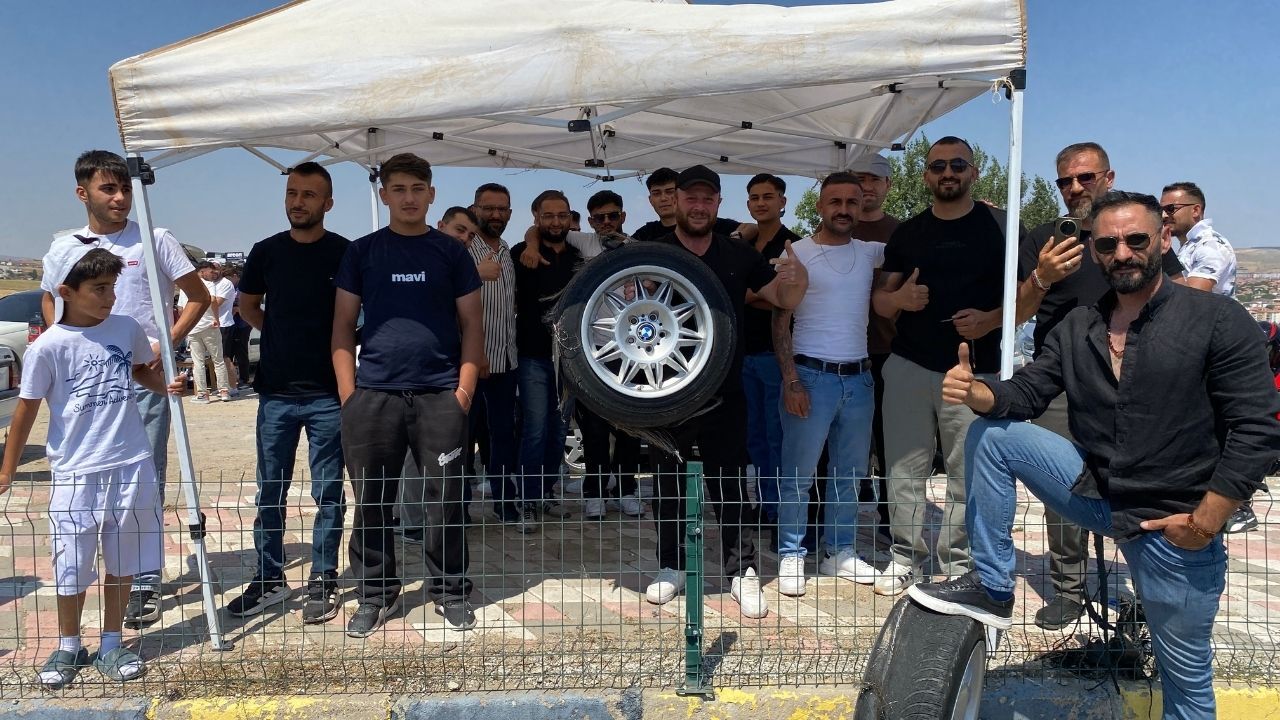 Hızlı Ve Öfkeli’yi Aratmadı! Sorgun’da Modifiye Araç Şöleni! (2)