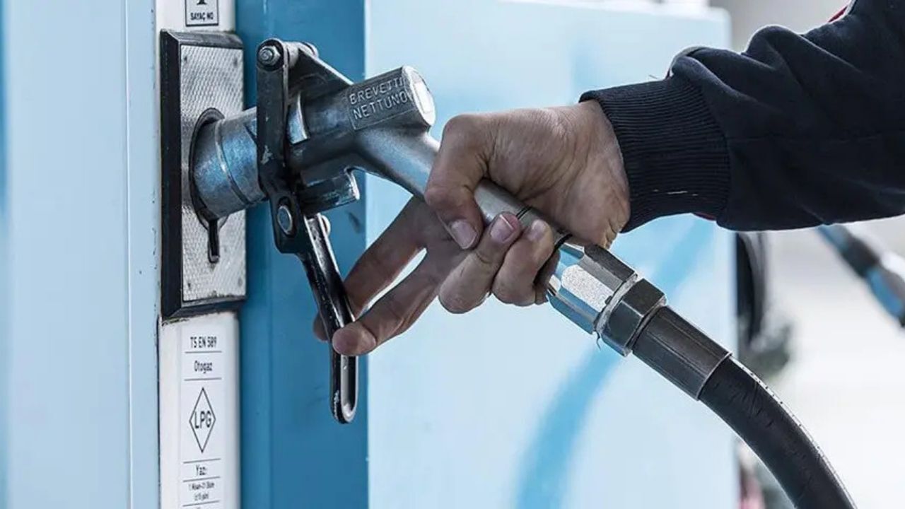 Lpg'ye Rekor Zam Geliyor! Araç Sahiplerini Üzecek Gelişme (2)