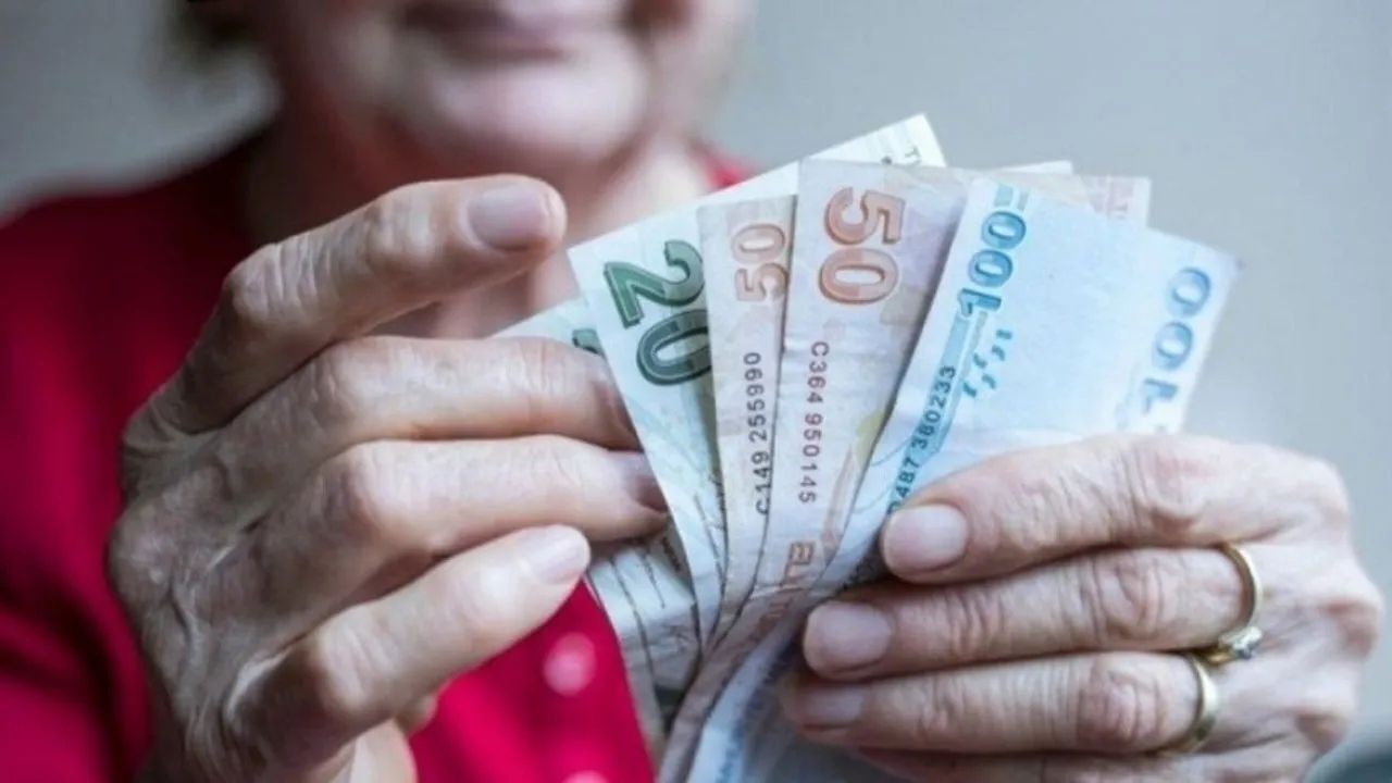 Merkez Bankası Tahminini Değiştirdi! Emekli Ve Memur Maaşları İçin Yeni Zam Hesabı