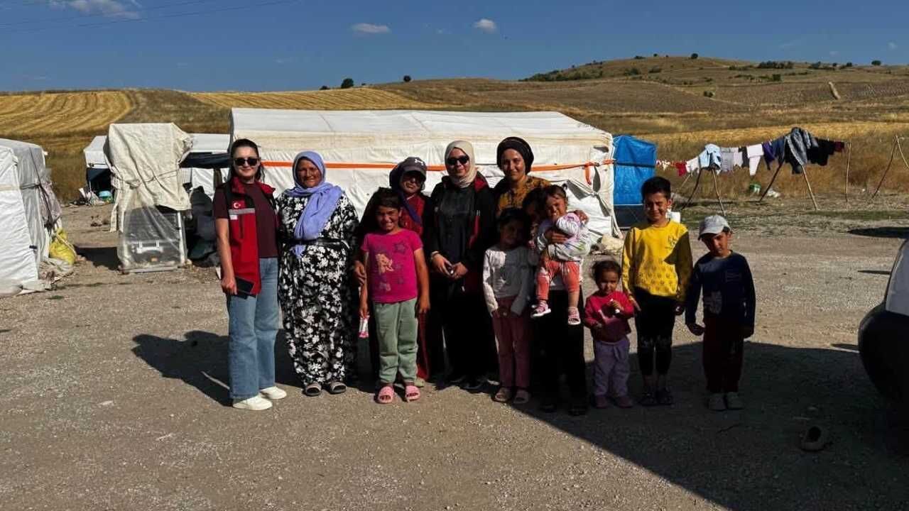 Mevsimlik İşçi Ailelerine Anlamlı Destek Yozgat'ta Sahaya İndiler! (4)