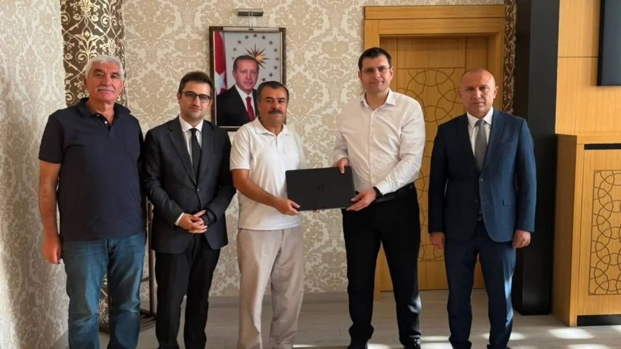 Oran Kalkınma Ajansı’ndan Genç Mucit Efendi Açıkgöz’e Anlamlı Destek!