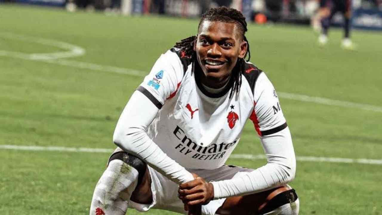 Rafael Leao Galatasaray Yolunda Transferde Mutlu Son (3)