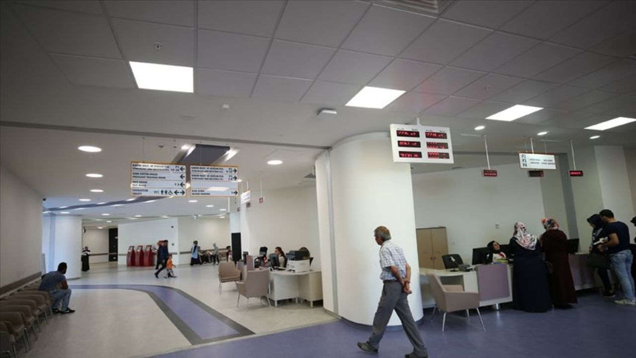 Şehir Hastanelerinde Kpss Şartı Kalktı! Binlerce Adayı İlgilendiren Personel Alımı Başladı