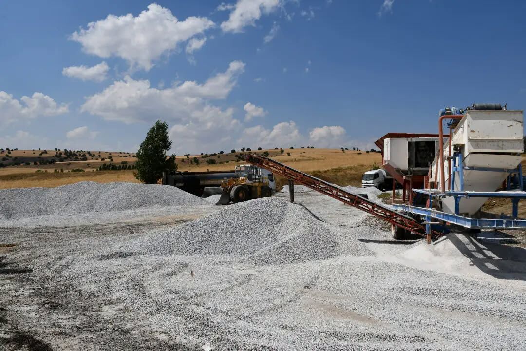 Sorgun'da Köy Yollarında Çalışmalar Sürüyor1