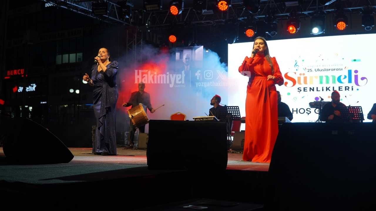 Sürmeli Şenlikleri'nde Unutulmaz Gece Vali Özkan Meydandan Yozgatlılara Böyle Seslendi! (2)