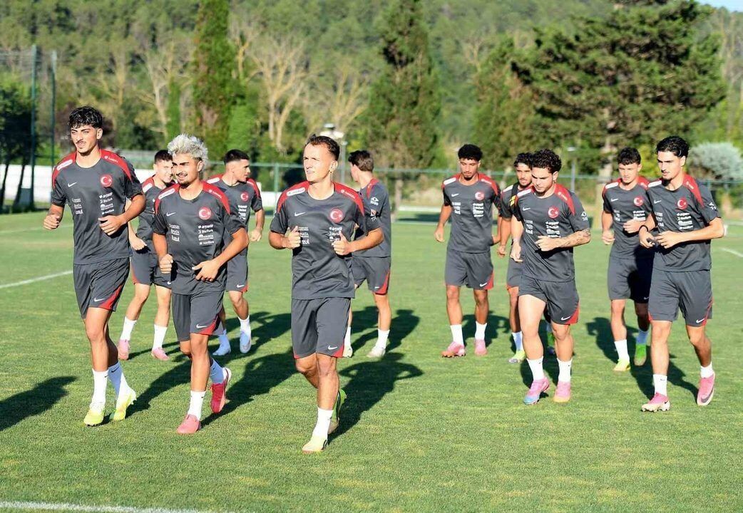 U20 Milli Takimi Akdeniz Oyunlari Hazirliklarina Riva Da Basladi Ilk 20260818 2
