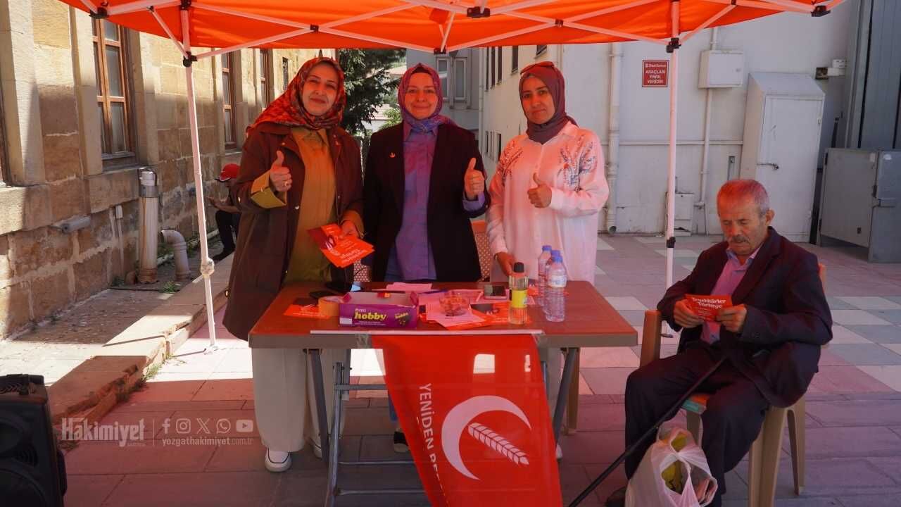 Yeniden Refah Partisi Yozgat’ta Stant Açtı Vatandaşlardan Yoğun Talep! (1)