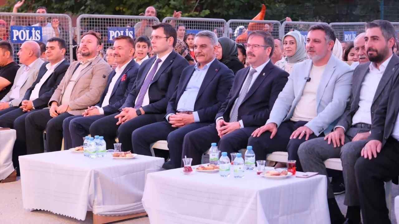 Yerköy İskele Yaz Konserleri Vali Özkan’ın Katılımıyla Başladı (6)