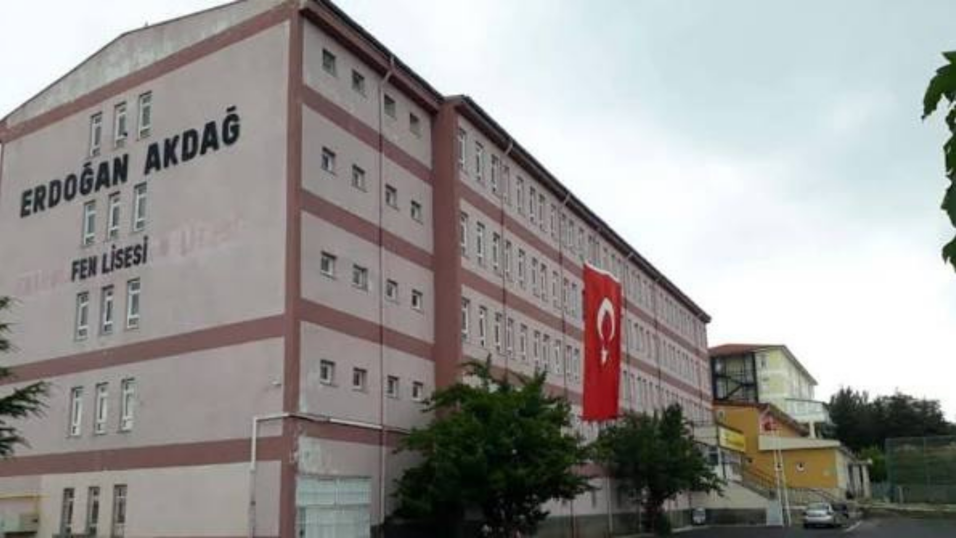 Yozgat Erdoğan Akdağ Fen Lisesi’nde Yurt Sorunu