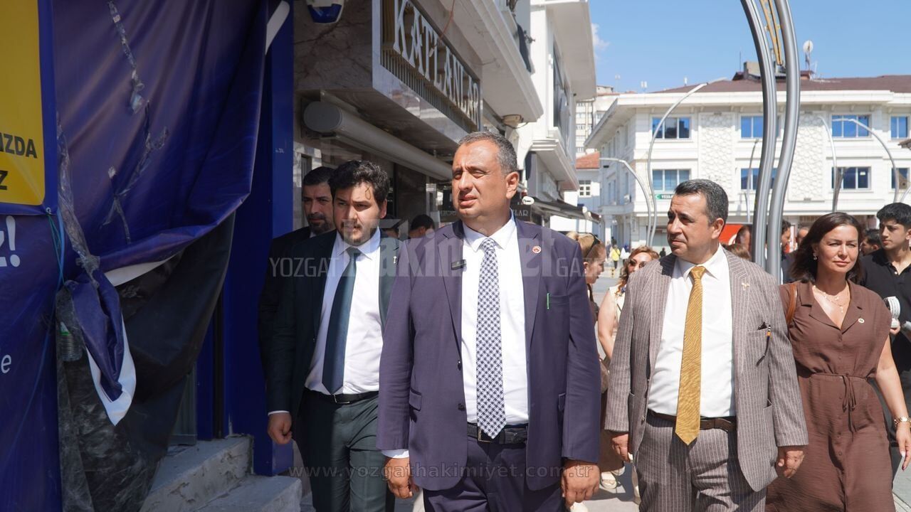 Yozgat Esnafini Dinleyen Genel Baskan Yardimcisi Tanriover D 1