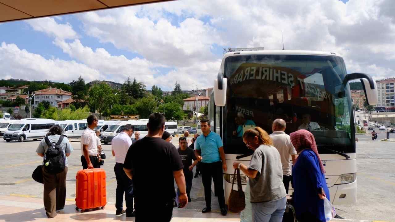 Yozgat Otogarı’nda Bir Gelenek Hala Yaşıyor Simsarlar (1)