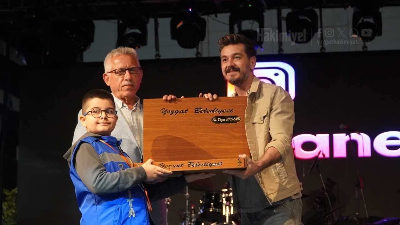 Yozgat Şenliklerin Zirveyi Kolpa Aldı Cumhuriyet Meydanı Yıkıldı! (6)