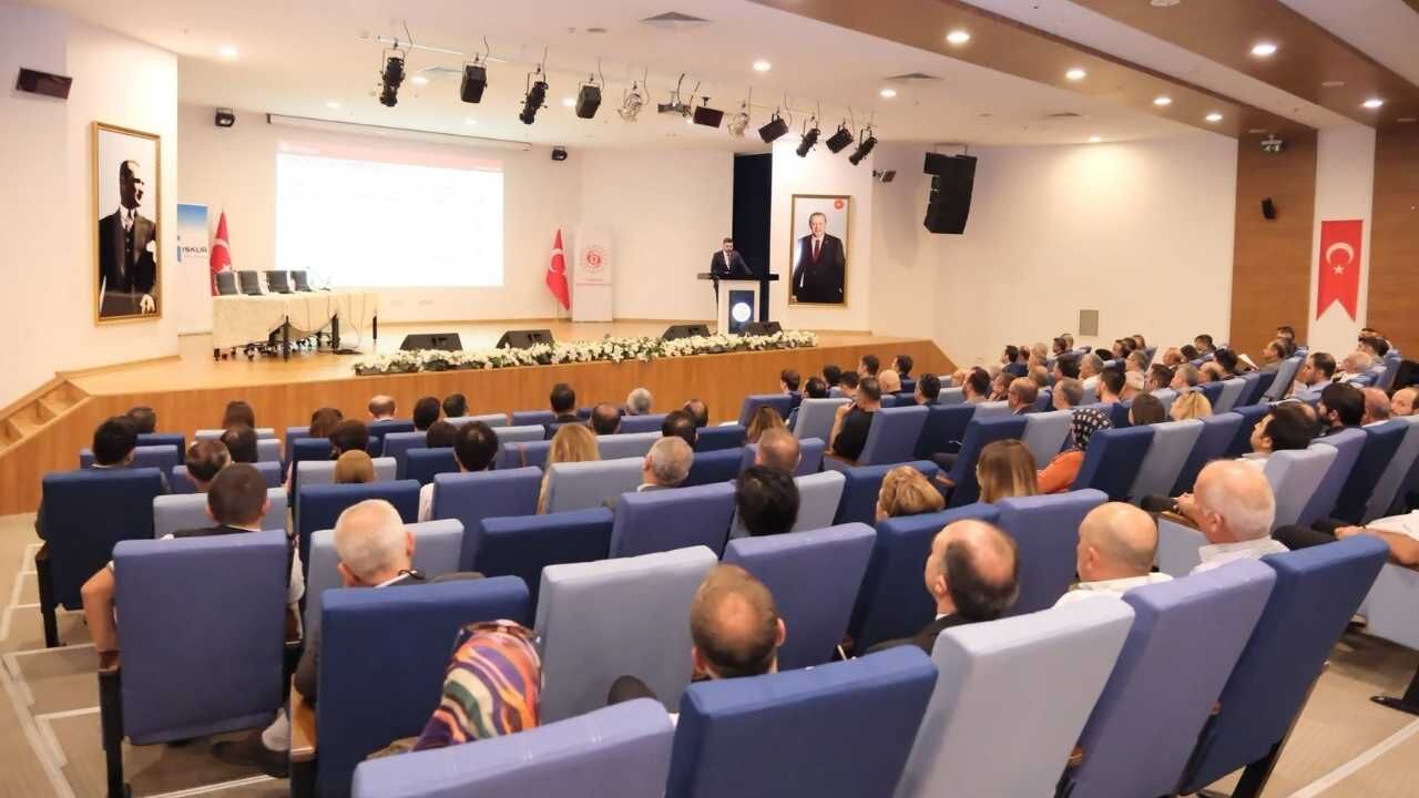 Yozgat Valiliği'nde Kritik Zirve Kamu Kurumları İçin Düğmeye Basıldı! (2)
