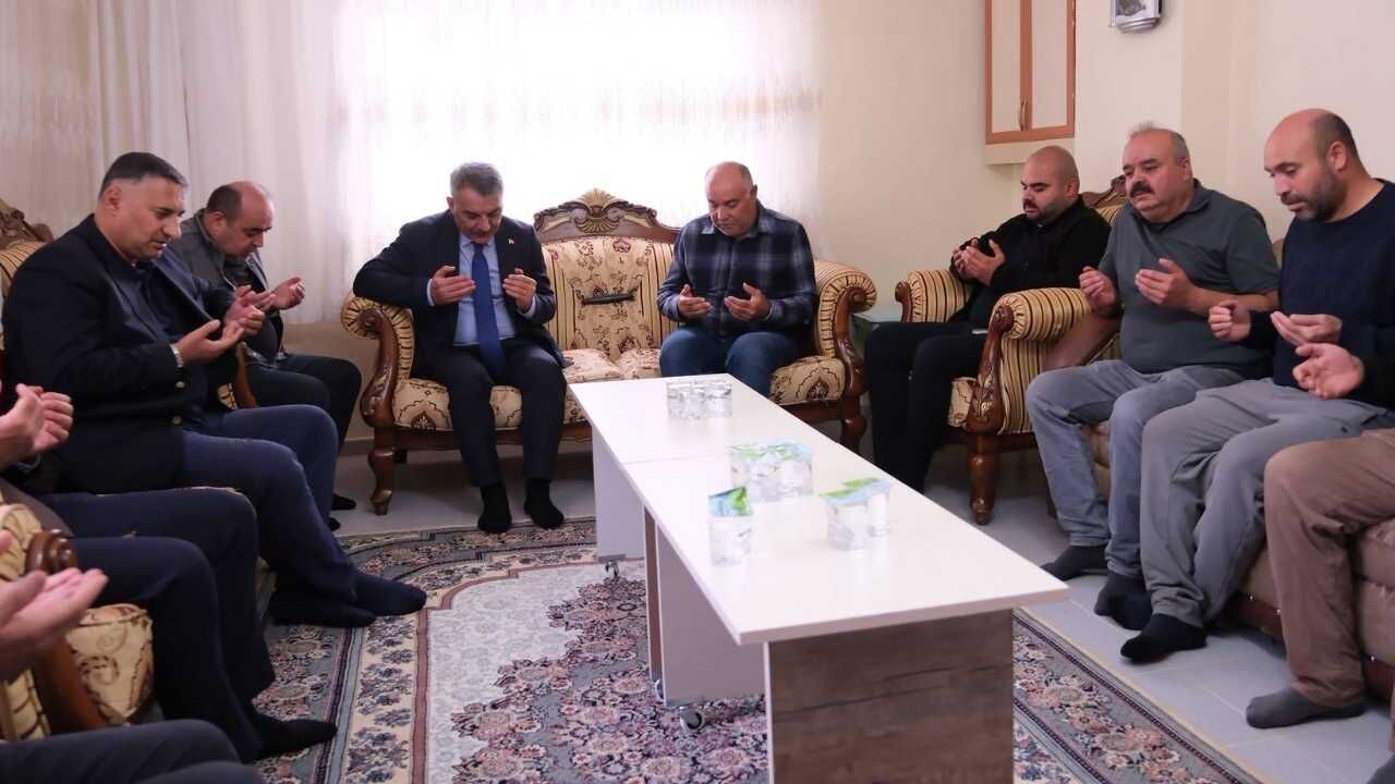 Yozgat Valisi Özkan’dan Mermertaş Ailesine Taziye Ziyareti (1)