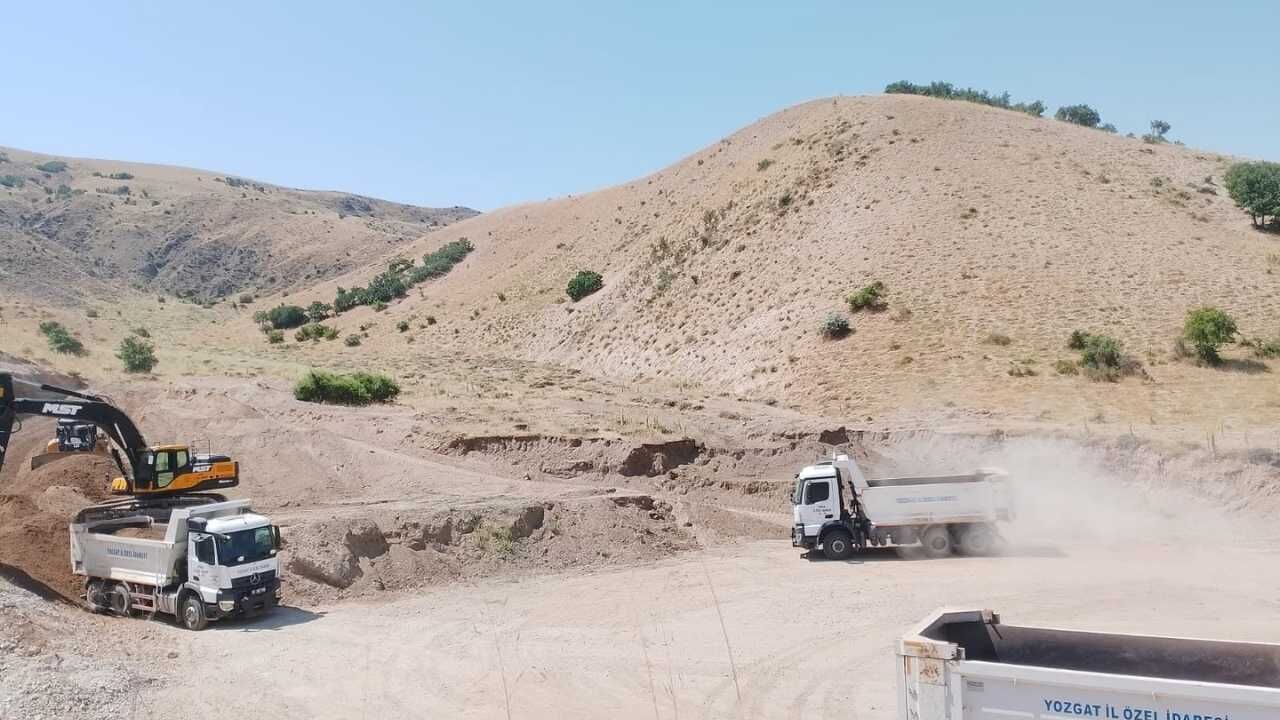 Yozgat'ın Köylerinde Şenlikler Yozgat'ın Köy Yolları İçin Ekipler Canla Başla Çalışıyor