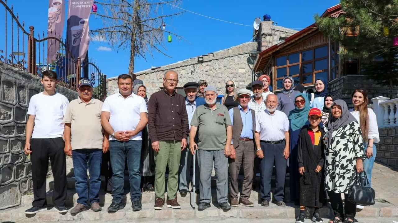 Yozgatlı Şehit Aileleri Çekerek’i Gezdi (2)
