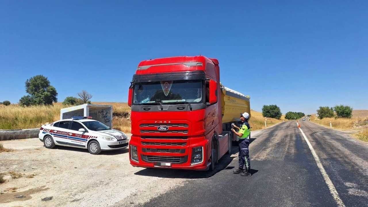 Yozgat'ta Aşırı Tonaj Denetimleri Aralıksız Sürüyor (3)