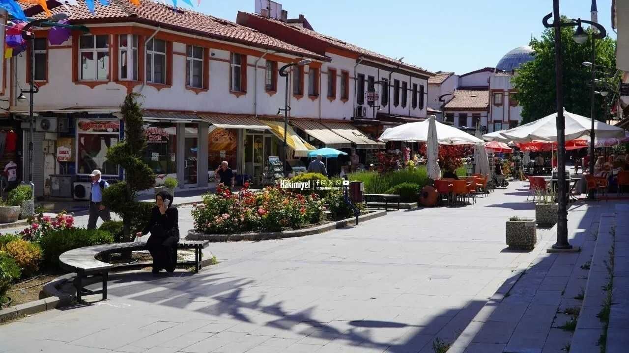 Yozgat'ta Bugün Beklenen Oldu! Termometreler O Rakamı Görecek (1)