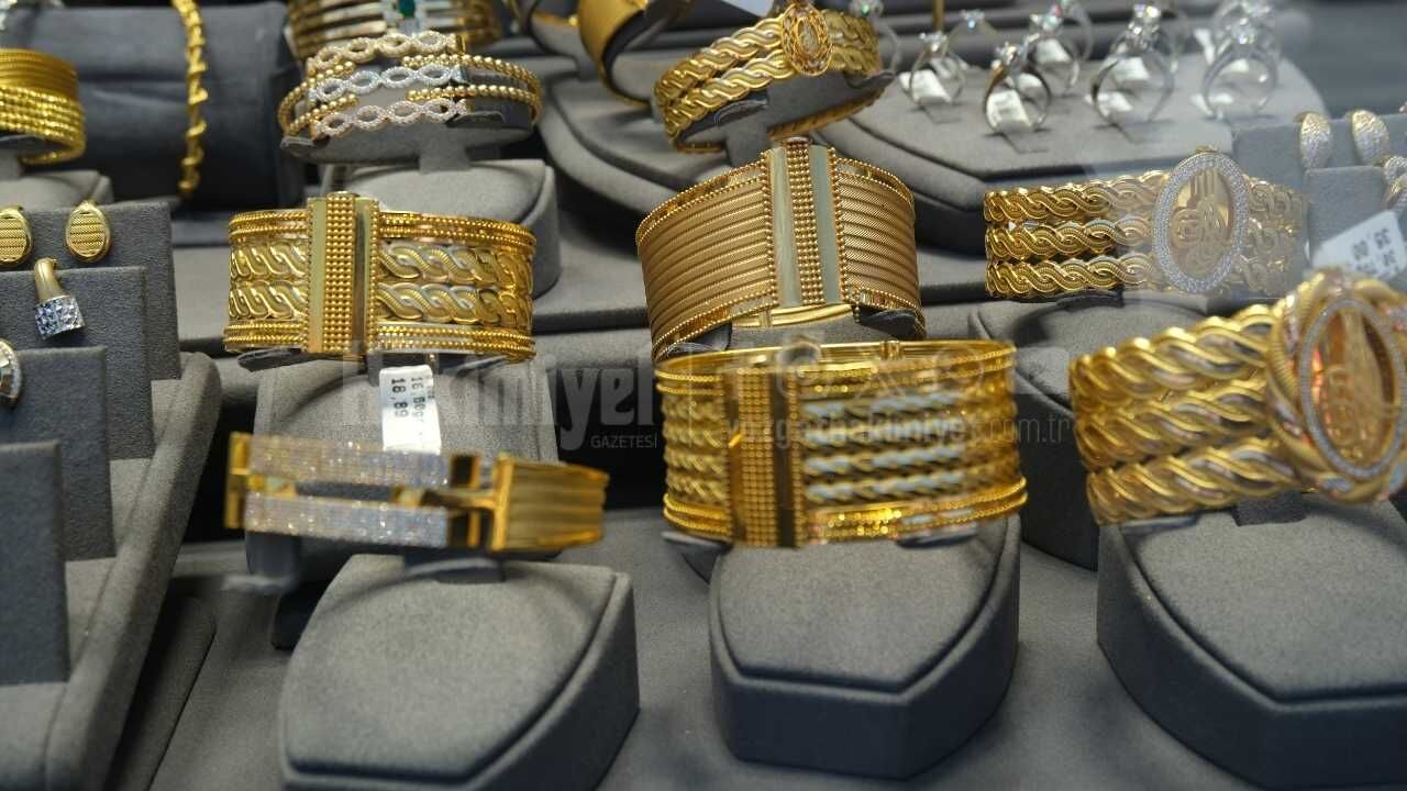 Yozgat’ta Çeyrek Altın 11 Bini Zorluyor! Sarraflar Odası Başkanı’ndan Önemli Açıklama (3)