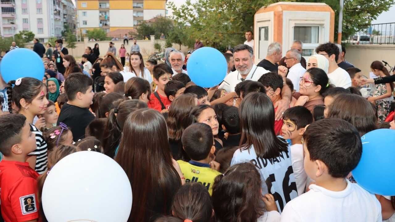 Yozgat’ta Çocukların Coşkusu Mahalleleri Sardı! Şenliğin İkinci Durağı Başkan Arslan Duyurdu (5)