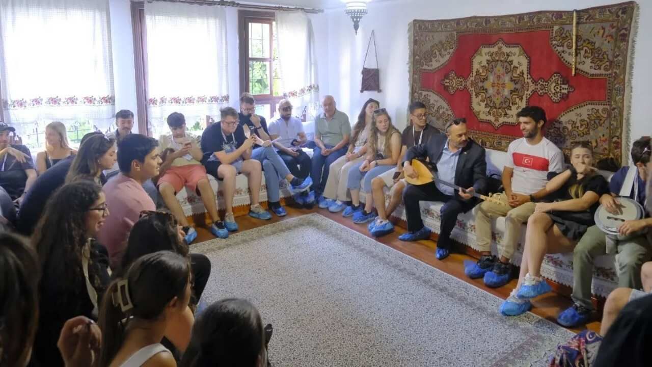 Yozgat’ta Gençlerden Dijital Detoks! Avrupa’dan Gelen Gençler Şehri Keşfetti (3)
