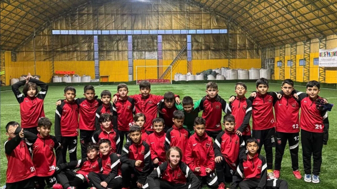 Yozgat'ta Halı Saha Sektörünün Nabzı Okulların Açılmasıyla Asıl Sezon Başlayacak