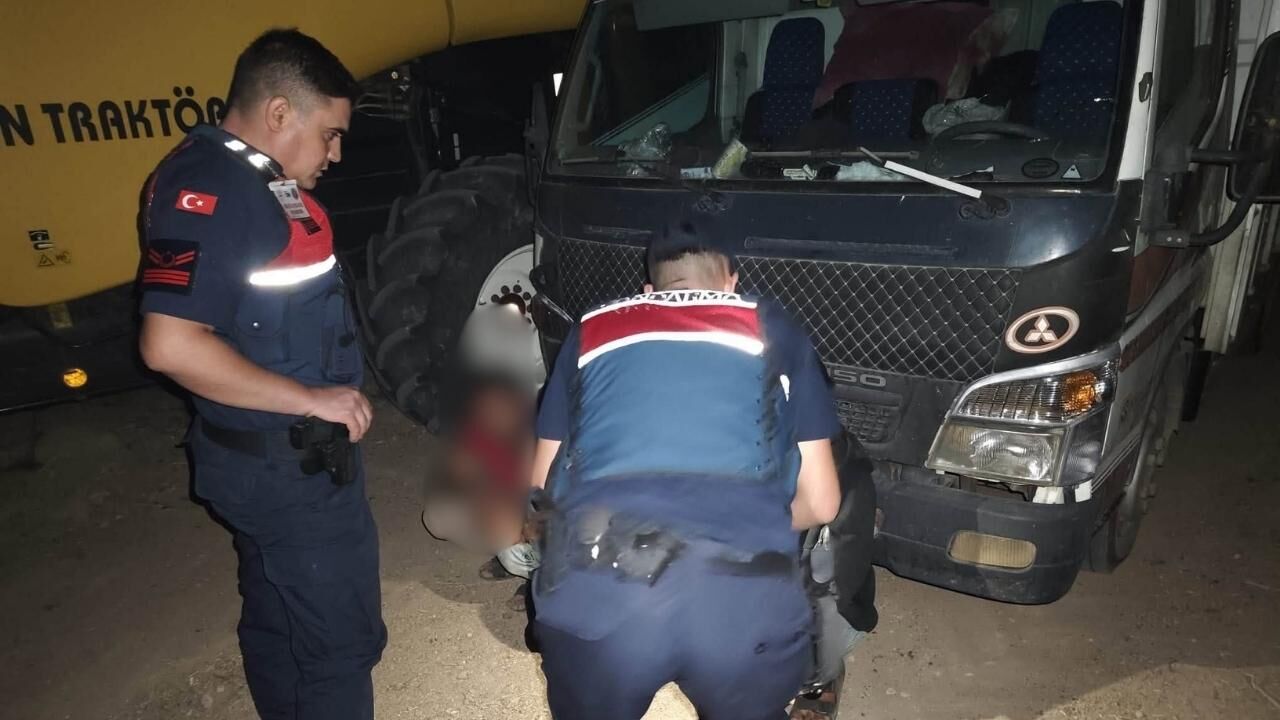 Yozgat’ta Hasat Skandalı! Çiftçiler Tarlada Suçüstü Yakaladı (2)