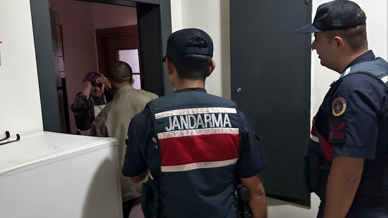 Yozgat'ta Jandarma Engelli Vatandaşı Ailesine Kavuşturdu