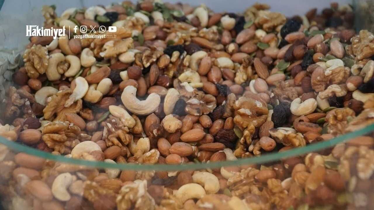 Yozgat'ta Kuruyemiş Piyasa Fiyatları Yeniden Şekillendi! (4)