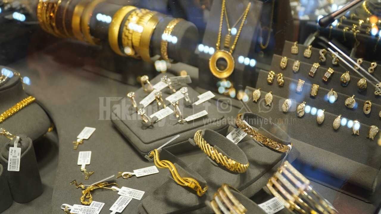 Yozgat'ta Kuyumcular Şaşkın! Yıllar Sonra İlk Kez Böyle Bir Şey Yaşanıyor (2)