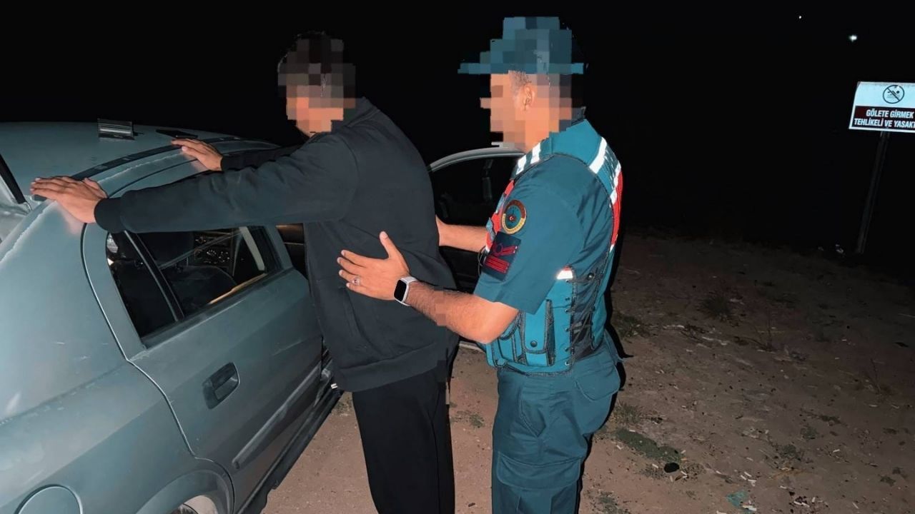 Yozgat’ta Şüpheli Araç Durduruldu! Ardından Ev Baskını Geldi (2)