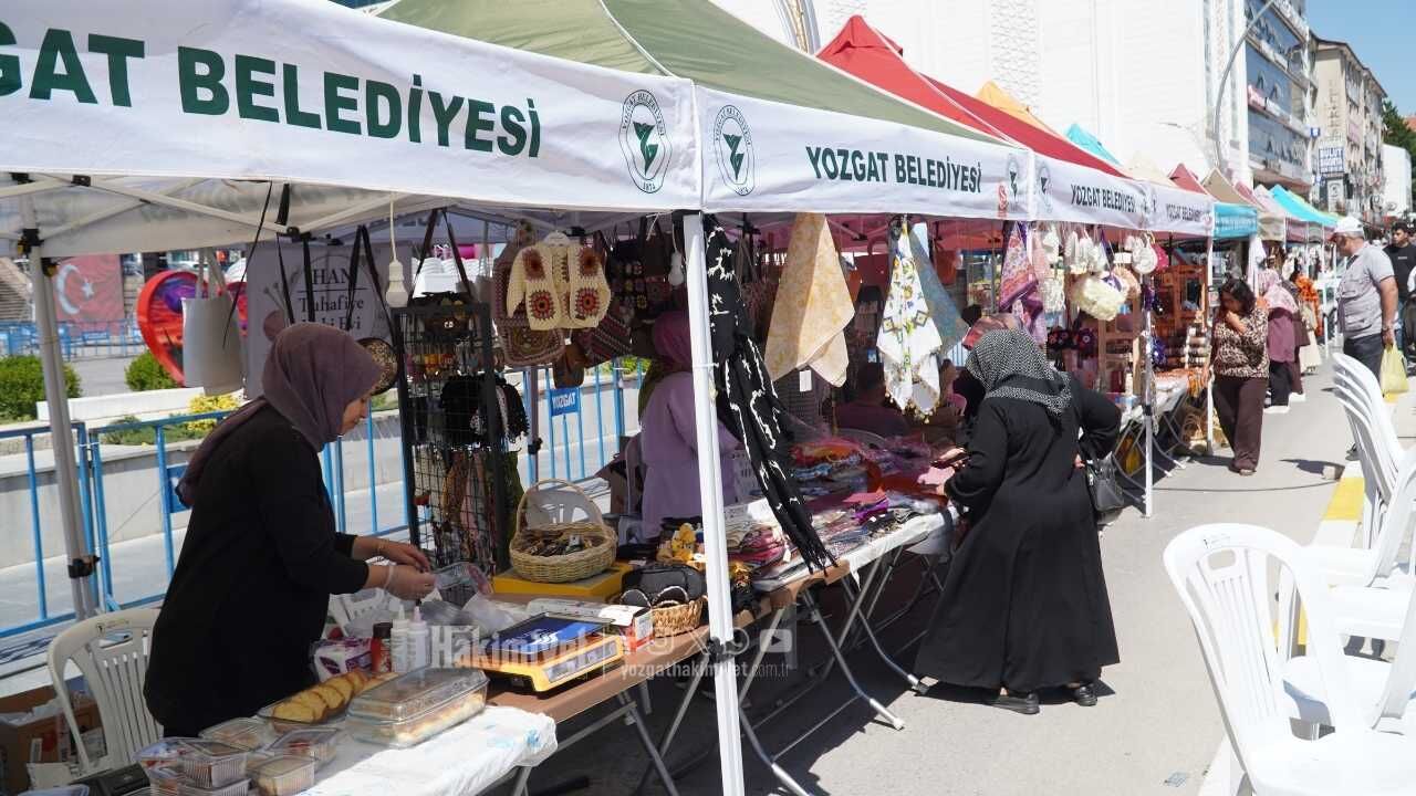Yozgat'ta Sürmeli Şenlikleri Heyecanı Stantlarda Rekor İlgi! (2)