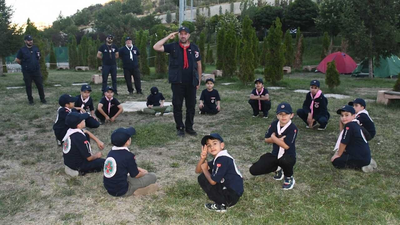 Yozgat'ta Teknolojisiz 2 Gece 3 Gün 17 İzciden Ezber Bozan Kamp Kuralı! (2)