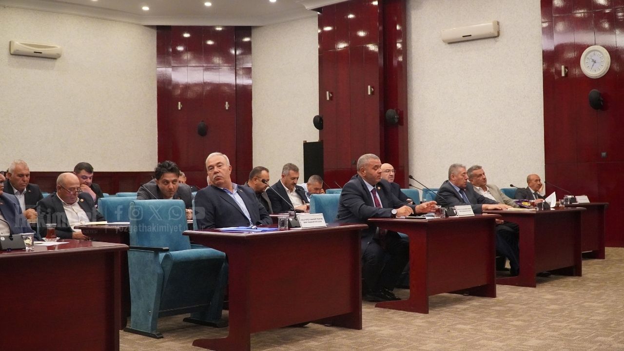 2 Eylül 2026 Altın Piyasasında Son Durum Fiyatlarda Karışık Seyir (7)