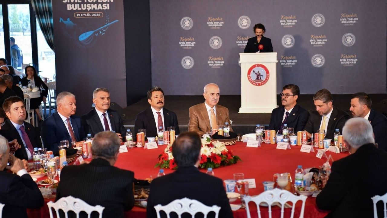 Ahilik Haftası Kırşehir'de Coşkuyla Kutlandı Yozgat Protokolü Tören Yerini Aldı (2)