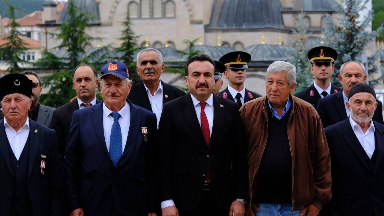 Akdağmadeni’nde 19 Eylül Gaziler Günü Anma Töreni Düzenlendi (1)