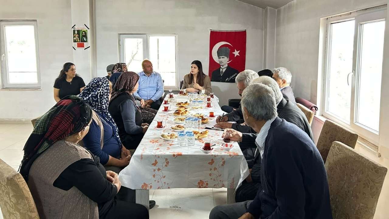 Aydıncık Kaymakamı Merve Ayşe Büyükuçar Köy Ziyaretlerini Sürdürüyor (1)