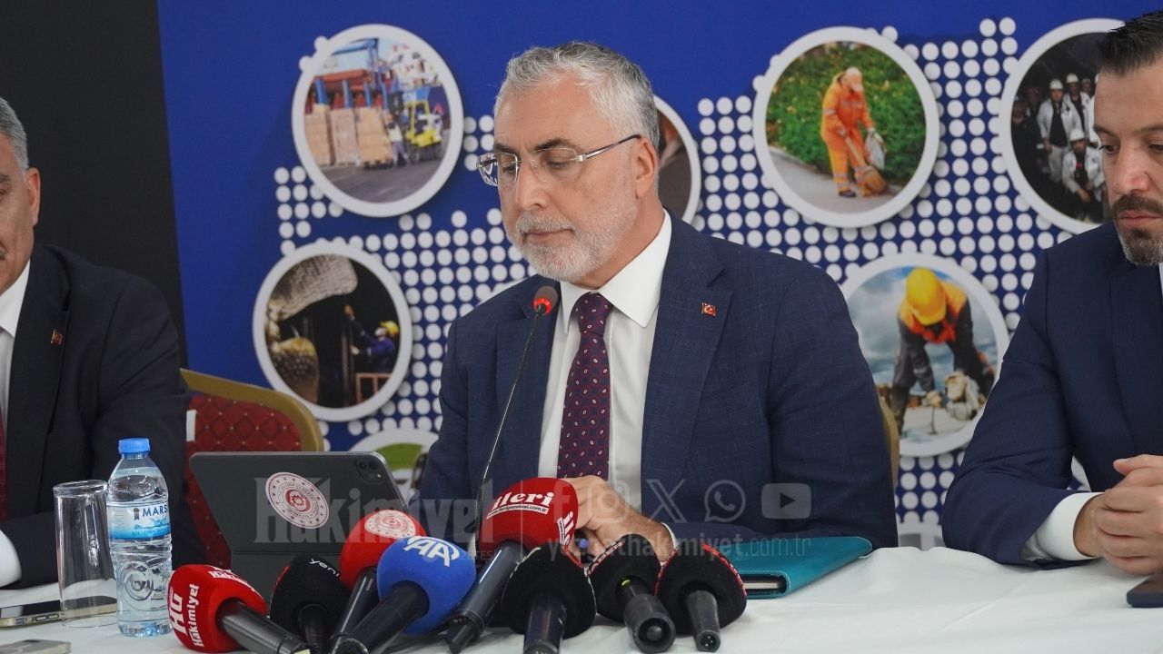 Bakan Işıkhan Yozgat'ta İş İnsanlarıyla Buluştu Gençlerimiz Kendi Memleketinde Doymalı (2)