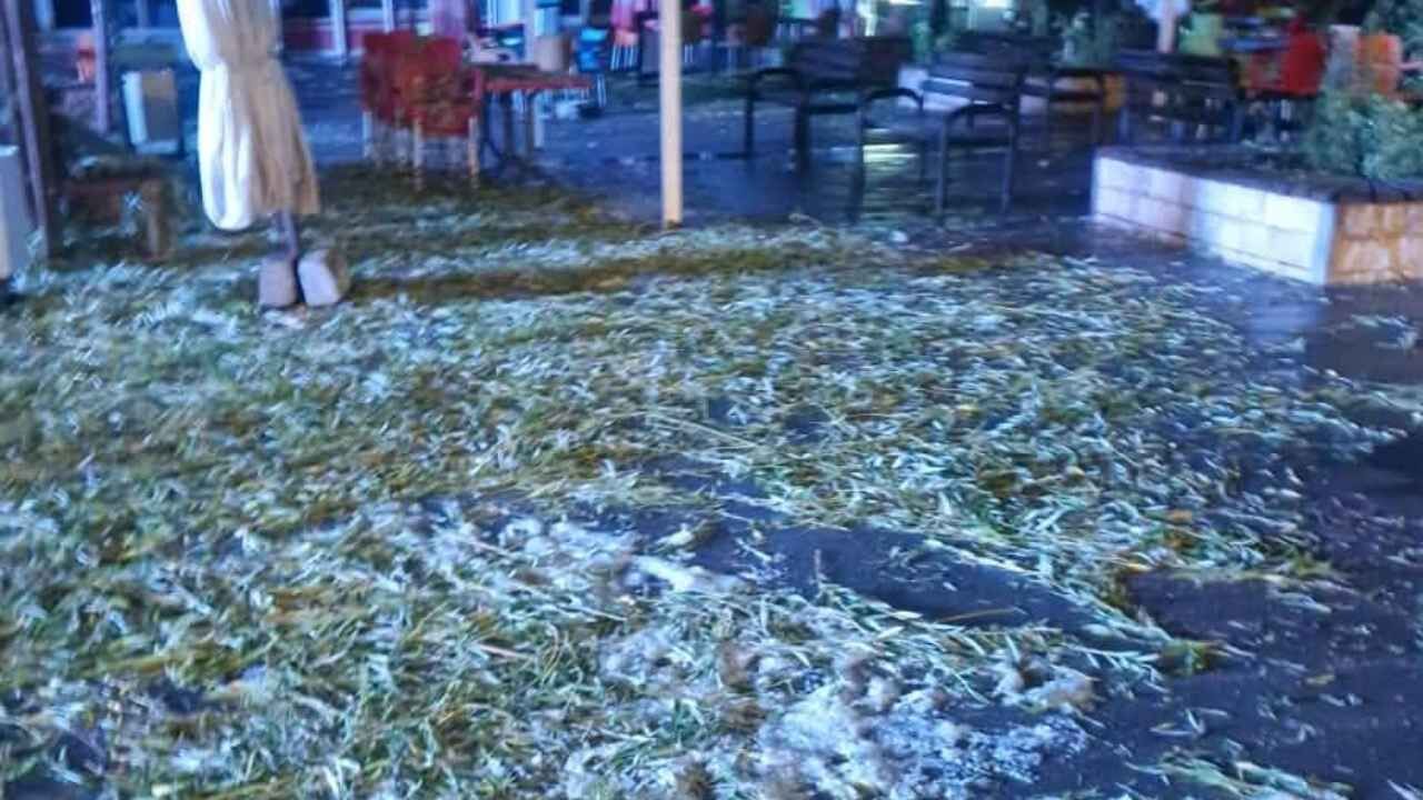 Boğazlıyan’ı Dolu Vurdu! Şiddetli Yağış Ve Fırtına Hayatı Olumsuz Etkiledi (2)