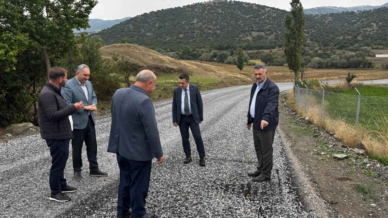 Çekerek Kalederesi Köyü’nde Asfalt Çalışması Tamamlandı (1)