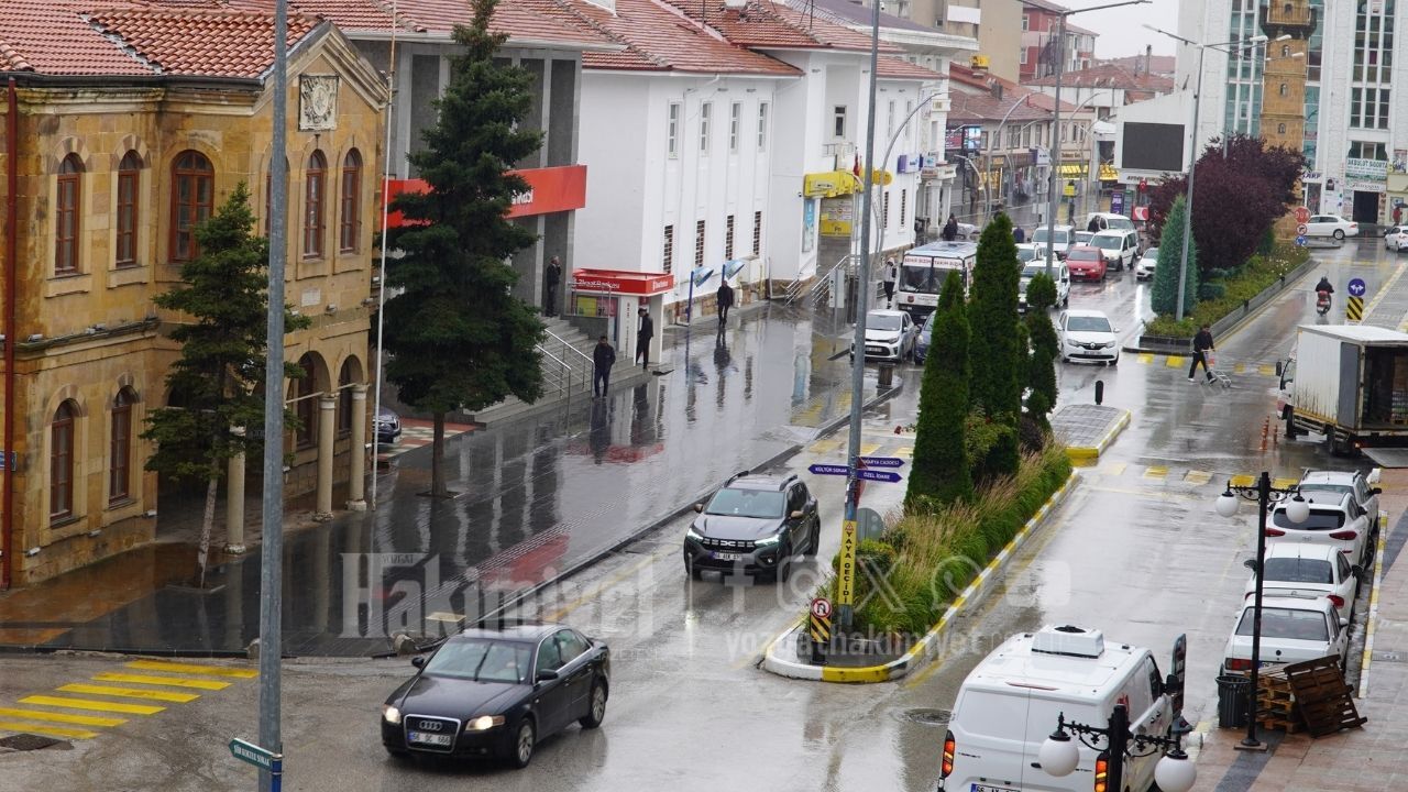 Meteoroloji’den Uyarı Yozgat’ta Bugün Sağanak Ve Kuvvetli Rüzgar Etkili Olacak (2)