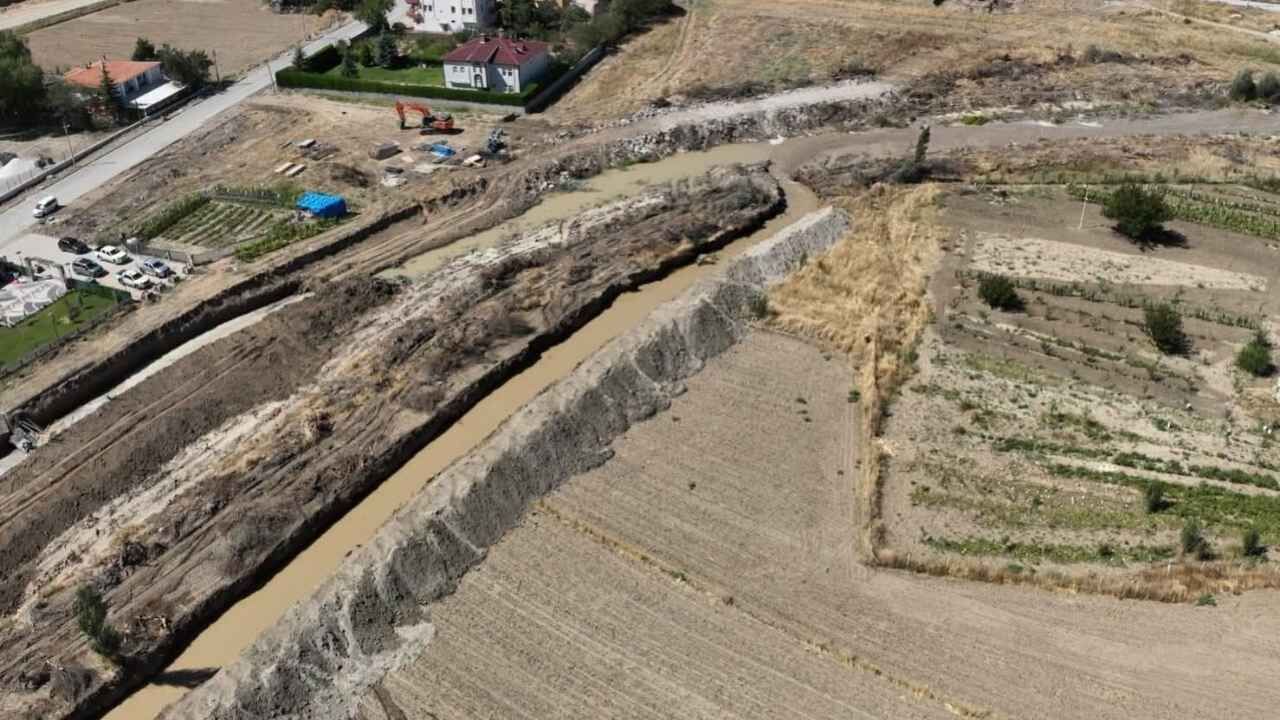 Şefaatli’de Dere Islahı Projesinin 4. Etabı Başladı! (1)