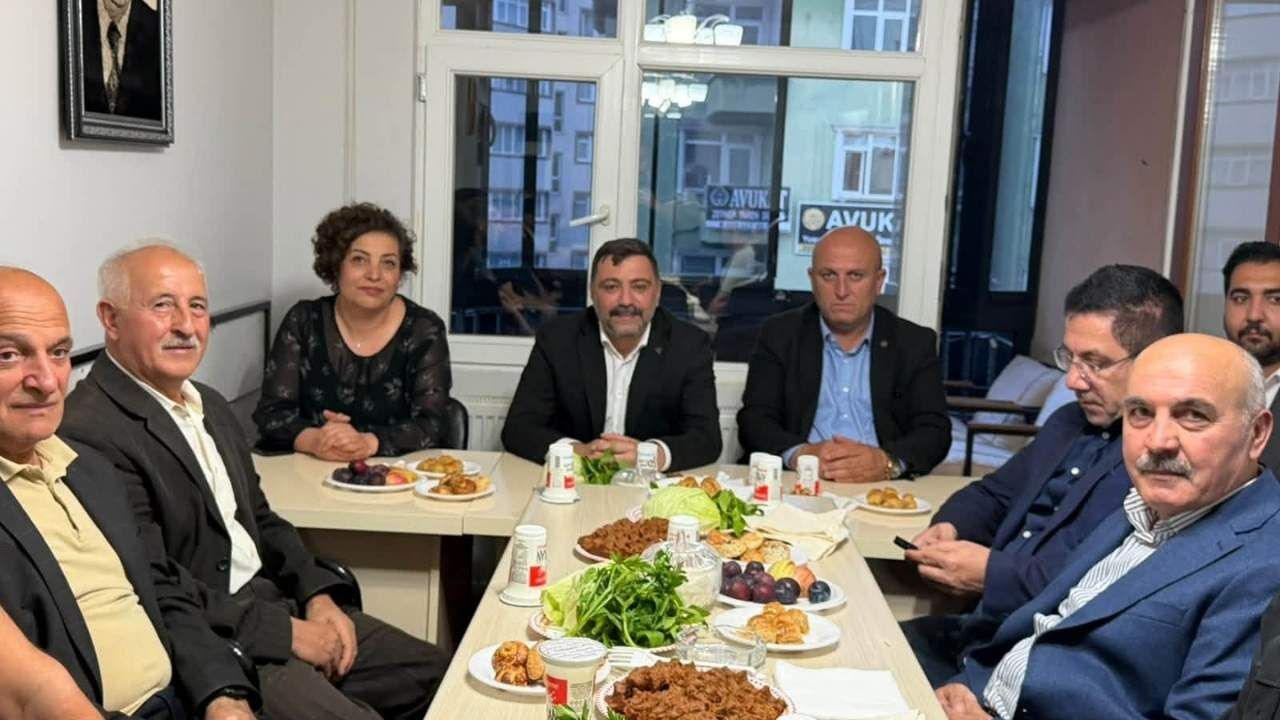 Tekin Irgatoğlu Başkanlığında Mhp Yozgat İl Yönetimi Toplandı (1)